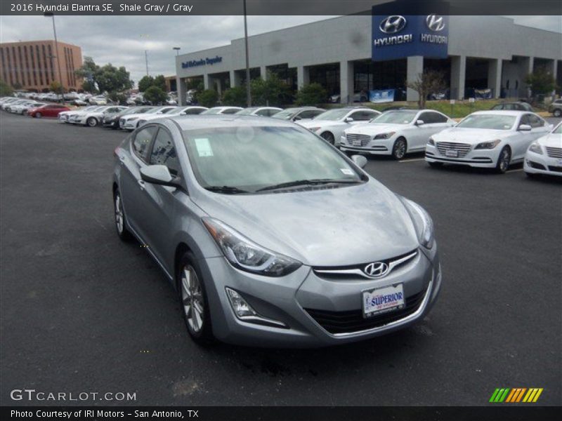 Shale Gray / Gray 2016 Hyundai Elantra SE