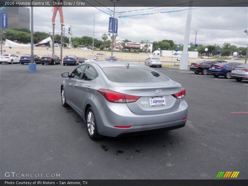 Shale Gray / Gray 2016 Hyundai Elantra SE