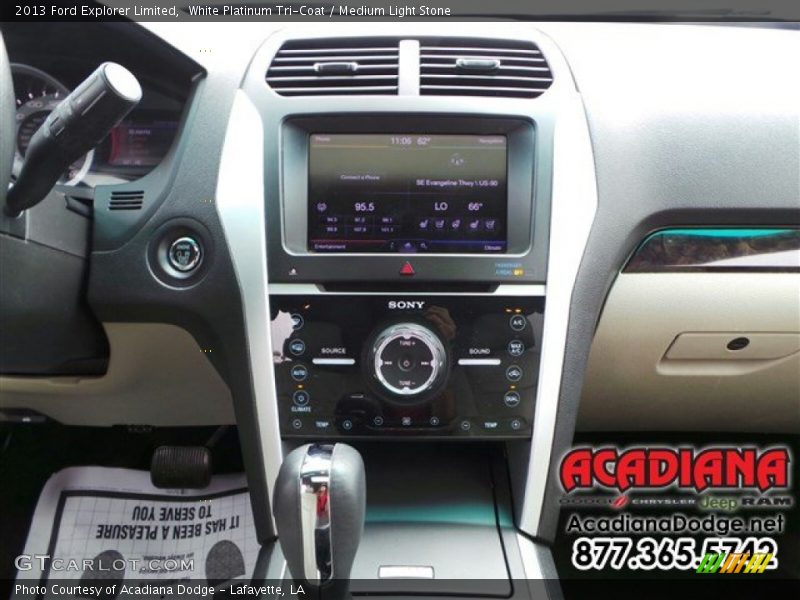 White Platinum Tri-Coat / Medium Light Stone 2013 Ford Explorer Limited