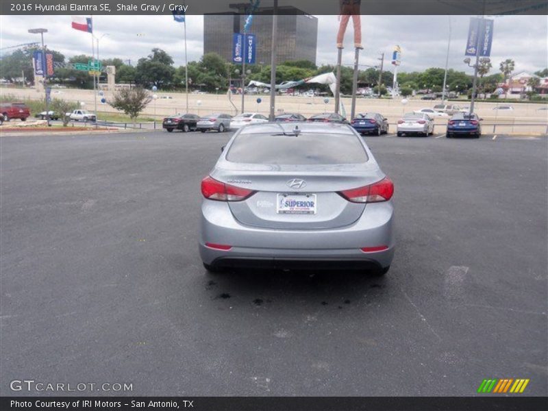 Shale Gray / Gray 2016 Hyundai Elantra SE