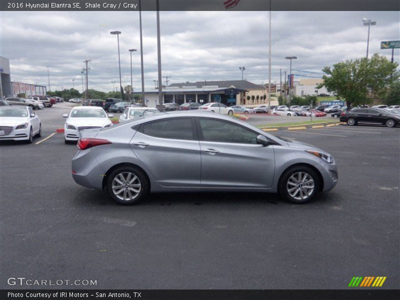 Shale Gray / Gray 2016 Hyundai Elantra SE