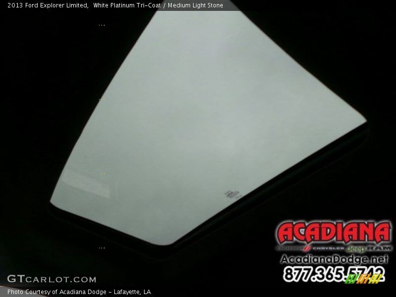 White Platinum Tri-Coat / Medium Light Stone 2013 Ford Explorer Limited