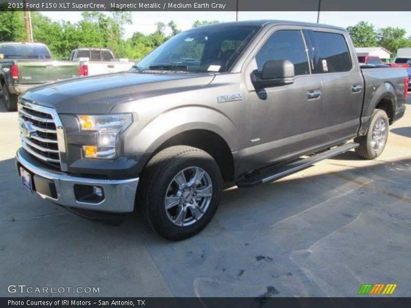 Magnetic Metallic / Medium Earth Gray 2015 Ford F150 XLT SuperCrew