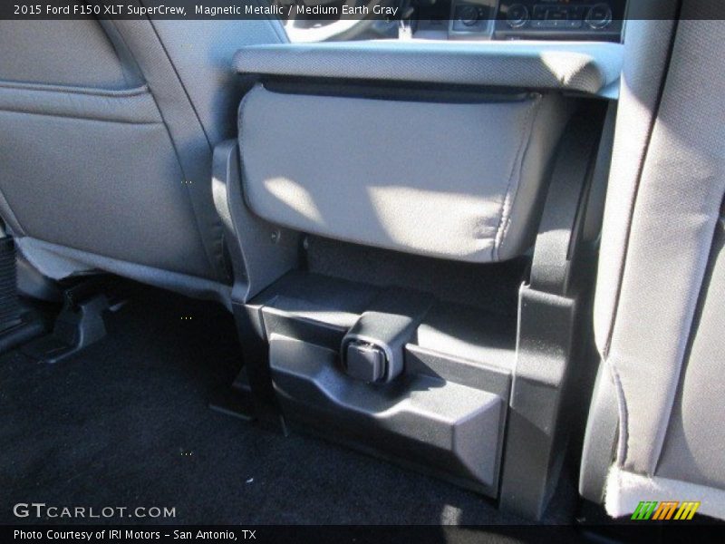 Magnetic Metallic / Medium Earth Gray 2015 Ford F150 XLT SuperCrew