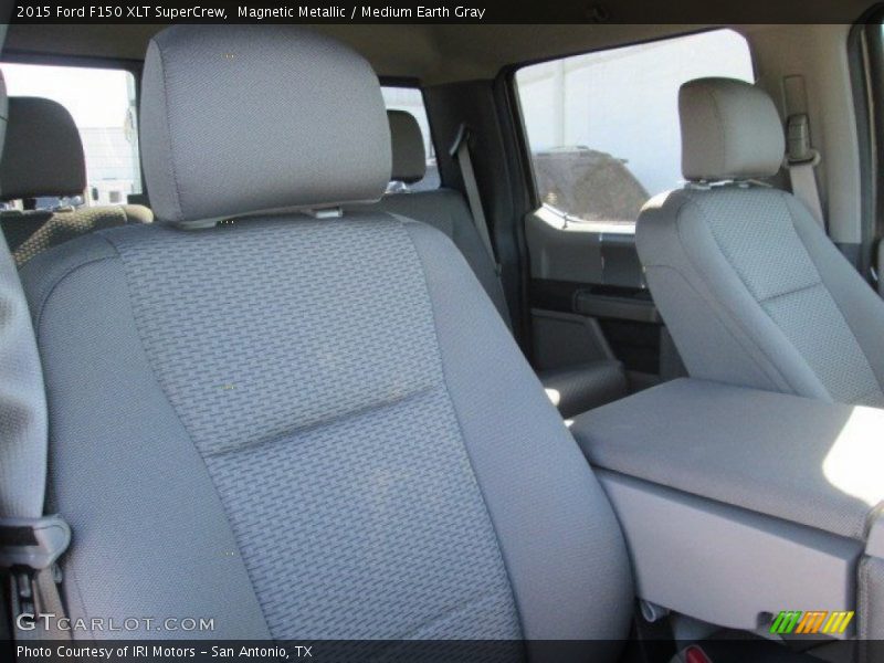 Magnetic Metallic / Medium Earth Gray 2015 Ford F150 XLT SuperCrew