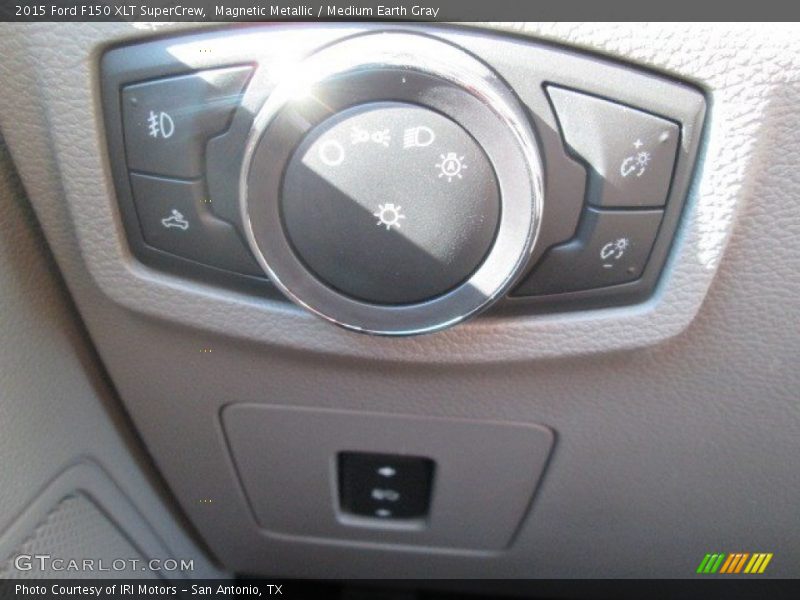 Magnetic Metallic / Medium Earth Gray 2015 Ford F150 XLT SuperCrew