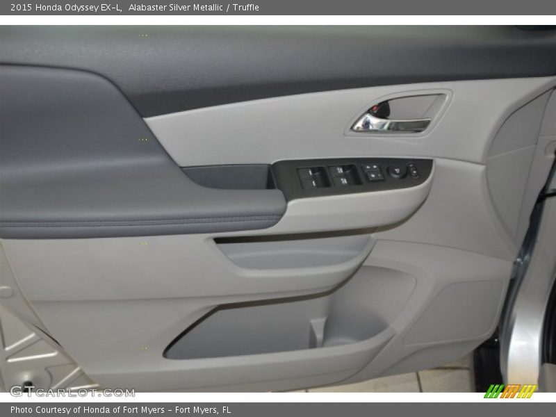 Alabaster Silver Metallic / Truffle 2015 Honda Odyssey EX-L