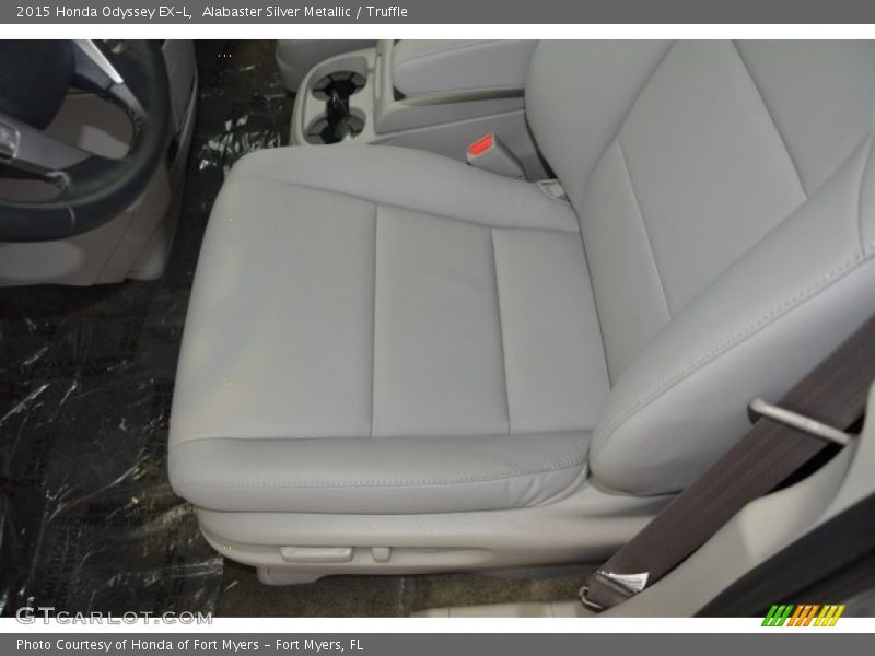 Alabaster Silver Metallic / Truffle 2015 Honda Odyssey EX-L