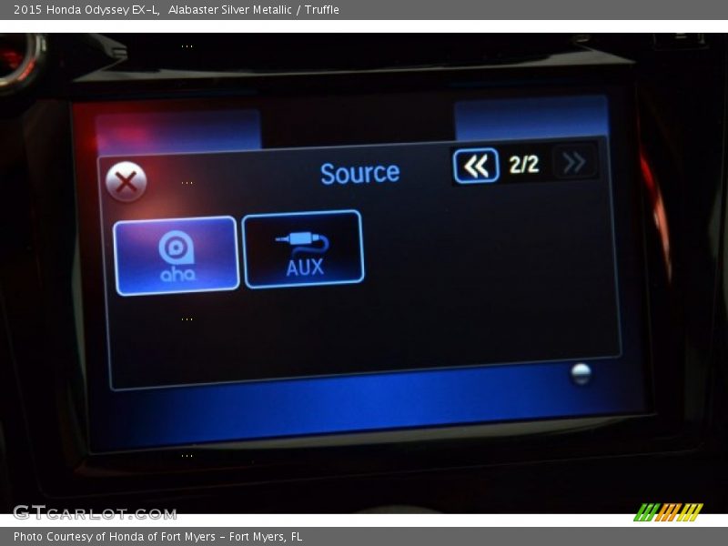 Alabaster Silver Metallic / Truffle 2015 Honda Odyssey EX-L
