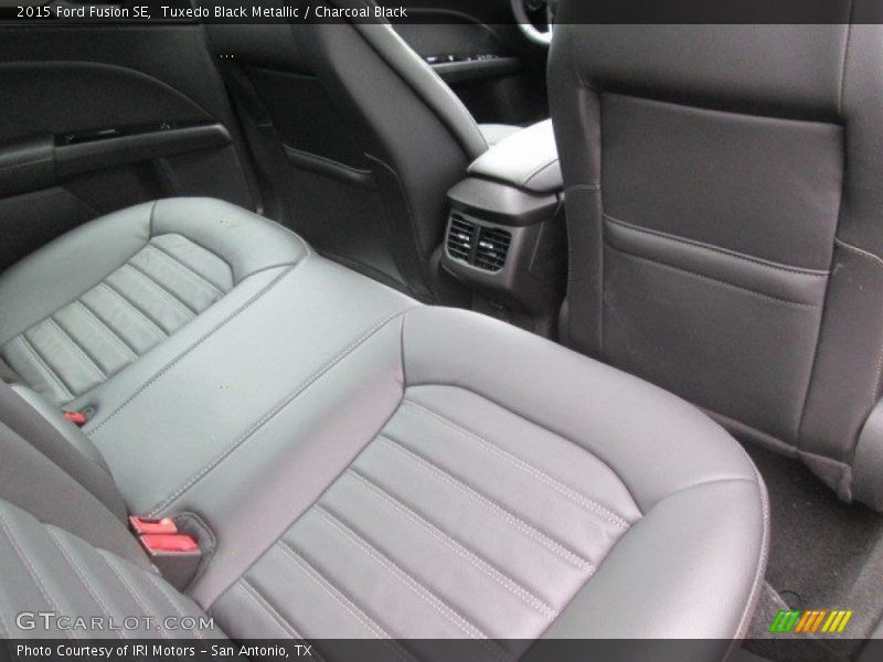 Tuxedo Black Metallic / Charcoal Black 2015 Ford Fusion SE