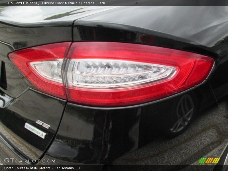 Tuxedo Black Metallic / Charcoal Black 2015 Ford Fusion SE