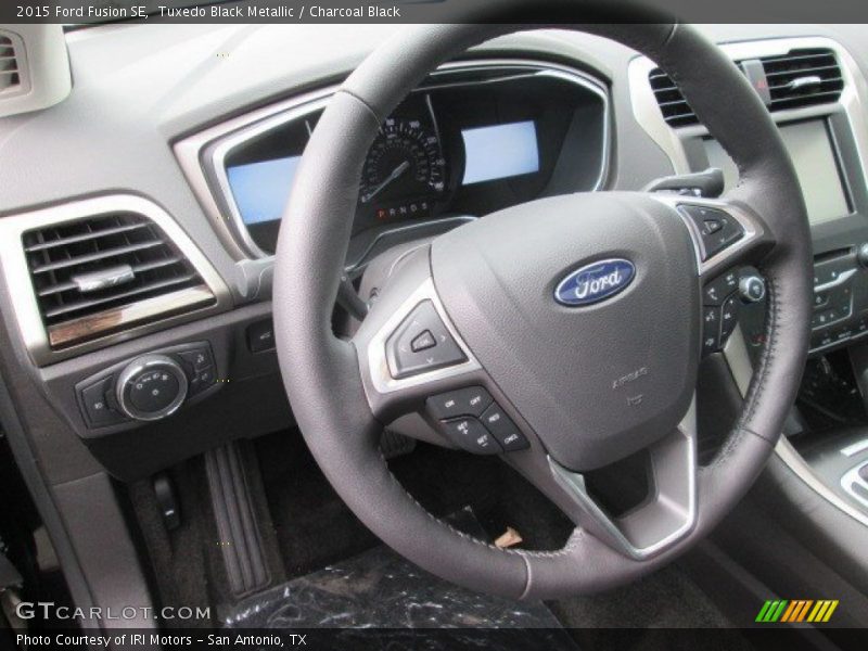 Tuxedo Black Metallic / Charcoal Black 2015 Ford Fusion SE