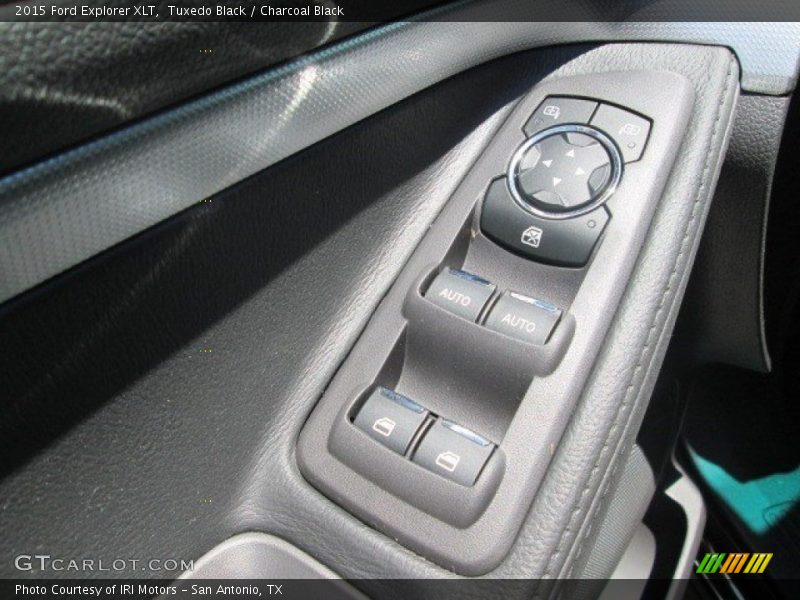 Tuxedo Black / Charcoal Black 2015 Ford Explorer XLT