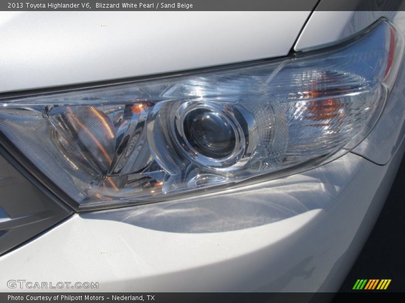 Blizzard White Pearl / Sand Beige 2013 Toyota Highlander V6