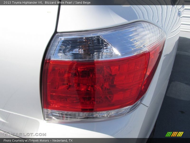 Blizzard White Pearl / Sand Beige 2013 Toyota Highlander V6