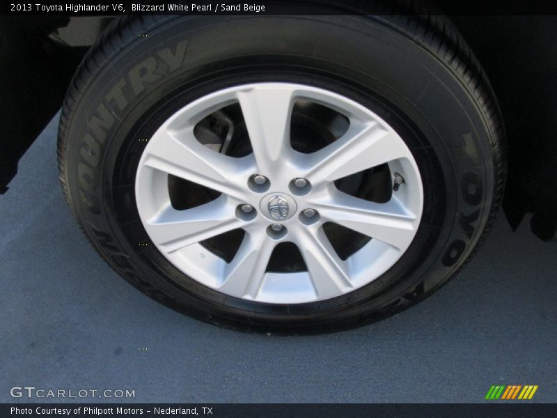 Blizzard White Pearl / Sand Beige 2013 Toyota Highlander V6