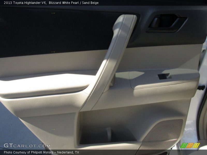 Blizzard White Pearl / Sand Beige 2013 Toyota Highlander V6