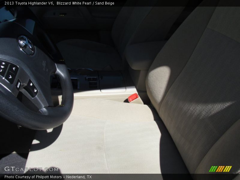Blizzard White Pearl / Sand Beige 2013 Toyota Highlander V6