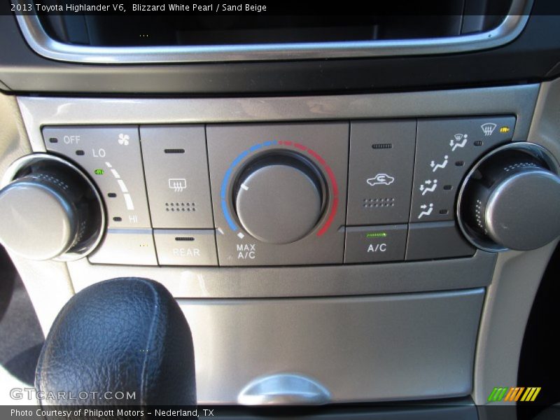 Blizzard White Pearl / Sand Beige 2013 Toyota Highlander V6