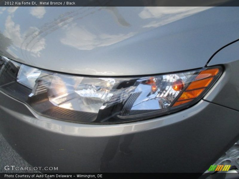 Metal Bronze / Black 2012 Kia Forte EX