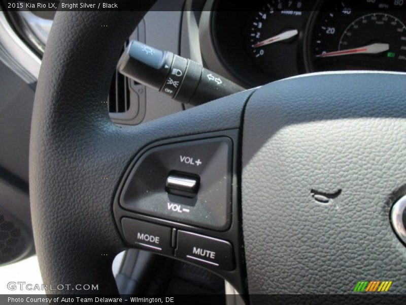 Bright Silver / Black 2015 Kia Rio LX