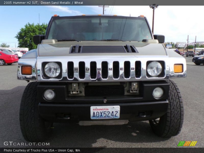 Desert Sand Metallic / Wheat 2005 Hummer H2 SUT