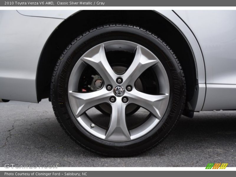 Classic Silver Metallic / Gray 2010 Toyota Venza V6 AWD