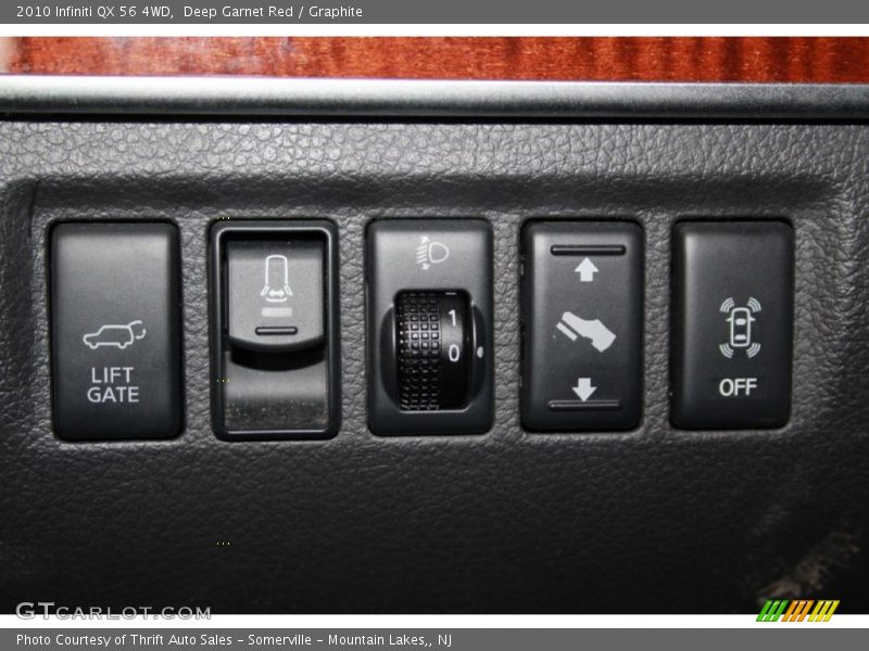 Deep Garnet Red / Graphite 2010 Infiniti QX 56 4WD