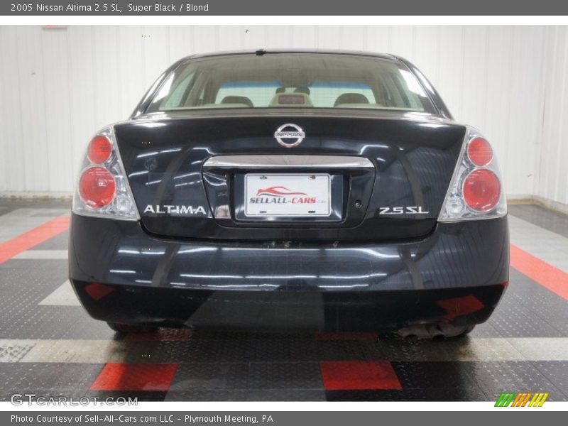 Super Black / Blond 2005 Nissan Altima 2.5 SL