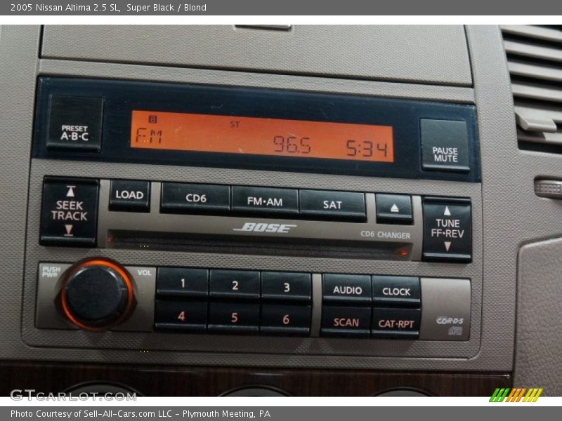 Super Black / Blond 2005 Nissan Altima 2.5 SL