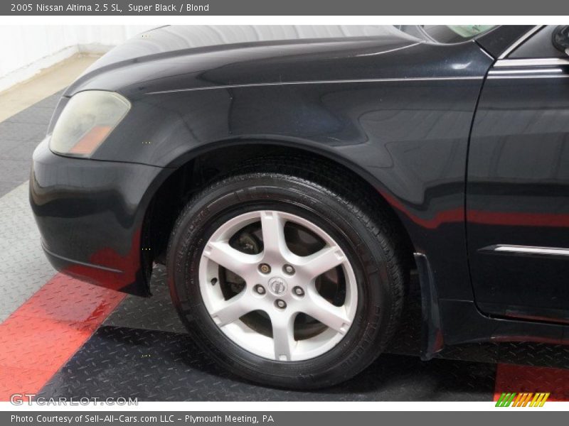 Super Black / Blond 2005 Nissan Altima 2.5 SL