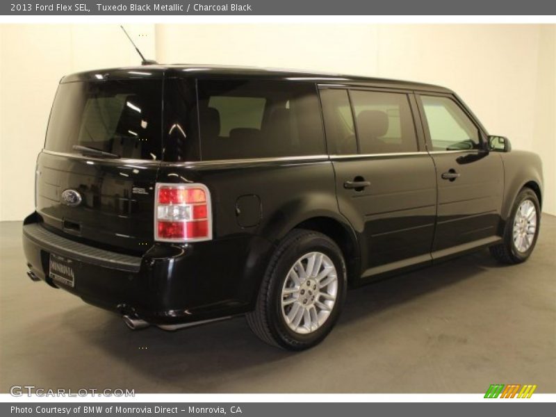 Tuxedo Black Metallic / Charcoal Black 2013 Ford Flex SEL
