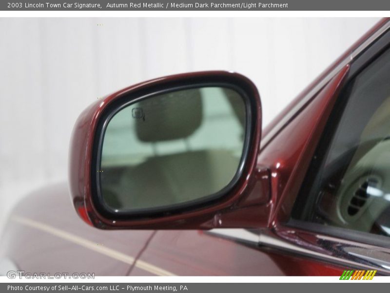 Autumn Red Metallic / Medium Dark Parchment/Light Parchment 2003 Lincoln Town Car Signature