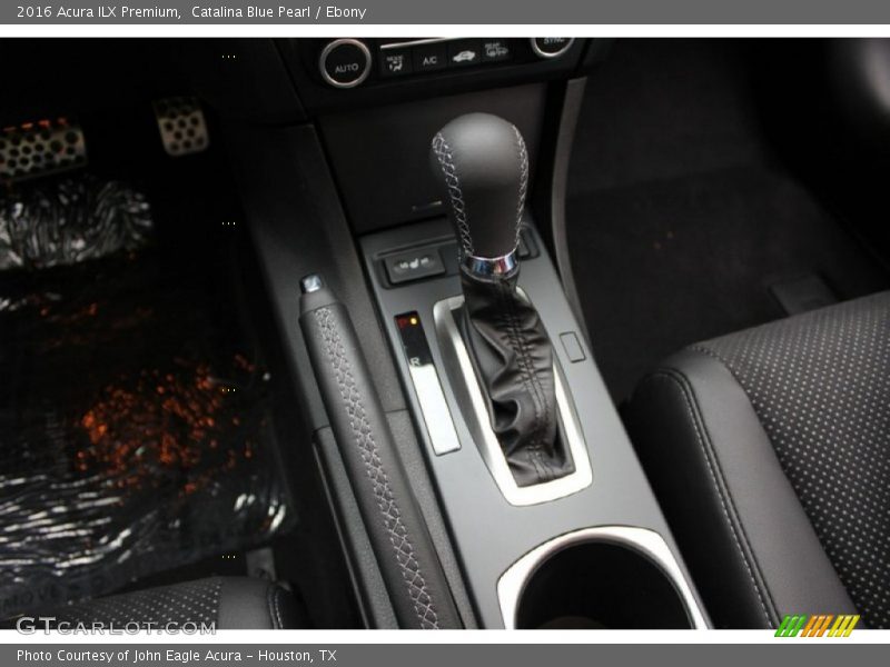  2016 ILX Premium 8 Speed DCT Automatic Shifter