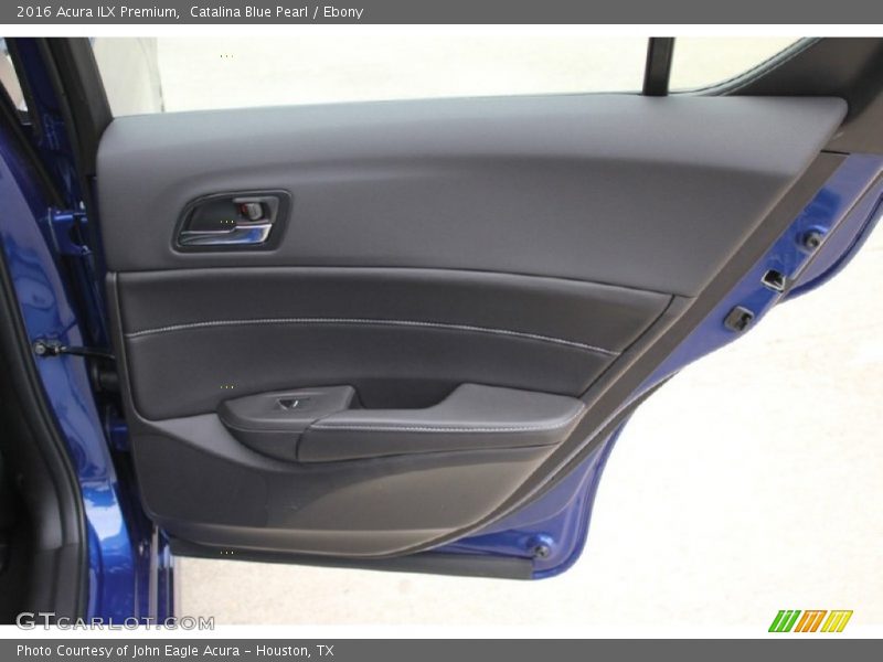 Door Panel of 2016 ILX Premium