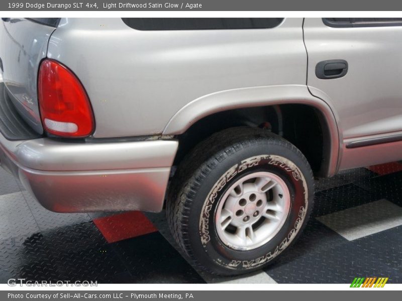 Light Driftwood Satin Glow / Agate 1999 Dodge Durango SLT 4x4