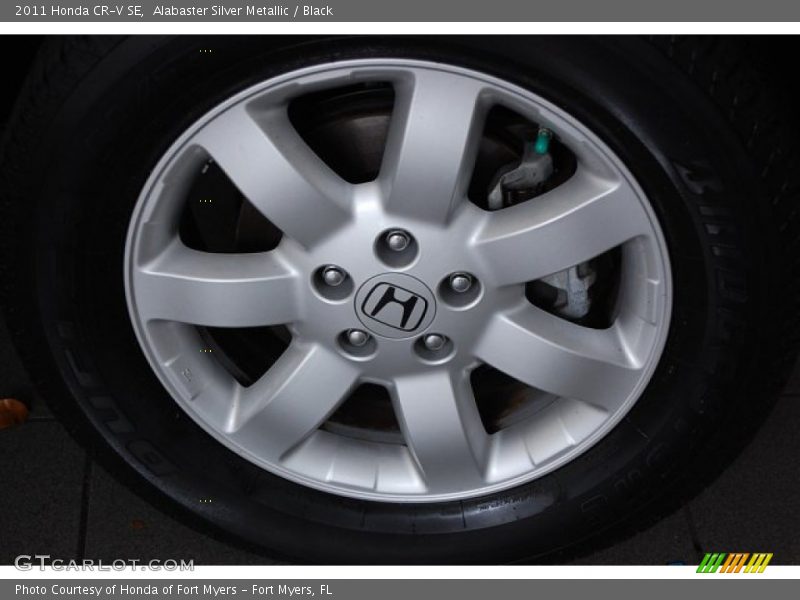 Alabaster Silver Metallic / Black 2011 Honda CR-V SE