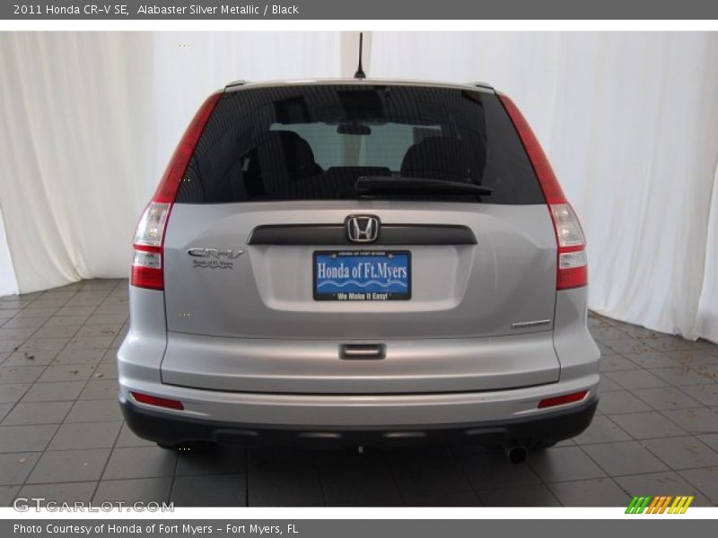 Alabaster Silver Metallic / Black 2011 Honda CR-V SE