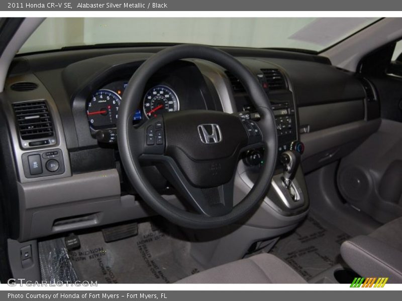 Alabaster Silver Metallic / Black 2011 Honda CR-V SE