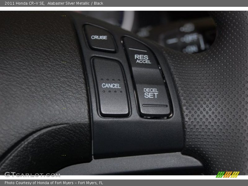 Alabaster Silver Metallic / Black 2011 Honda CR-V SE