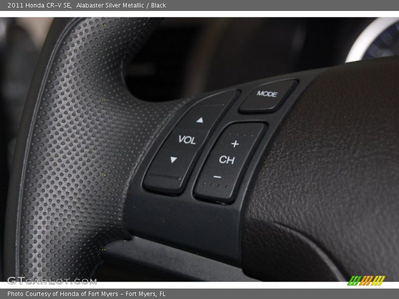 Alabaster Silver Metallic / Black 2011 Honda CR-V SE