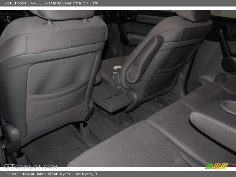 Alabaster Silver Metallic / Black 2011 Honda CR-V SE