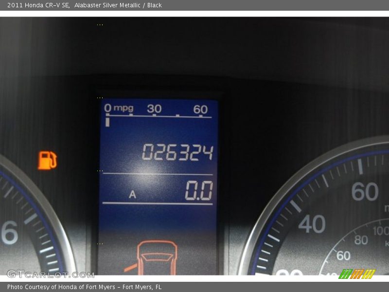 Alabaster Silver Metallic / Black 2011 Honda CR-V SE