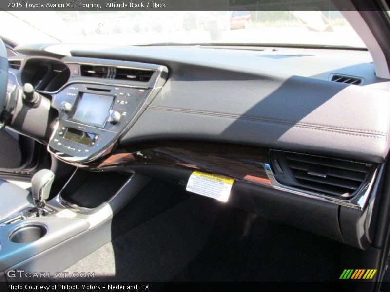 Attitude Black / Black 2015 Toyota Avalon XLE Touring