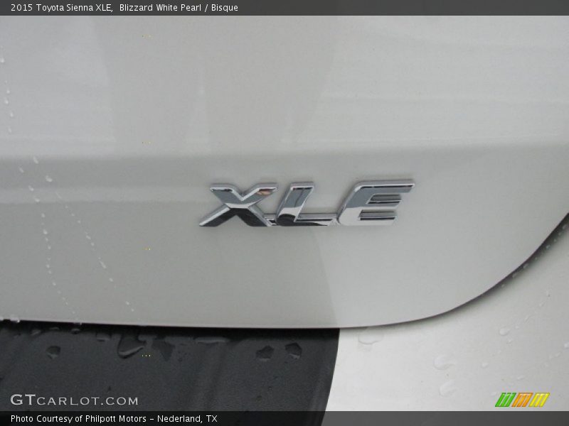 Blizzard White Pearl / Bisque 2015 Toyota Sienna XLE