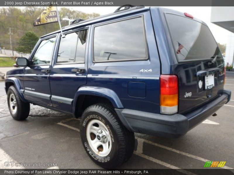 Patriot Blue Pearl / Agate Black 2000 Jeep Cherokee Sport 4x4