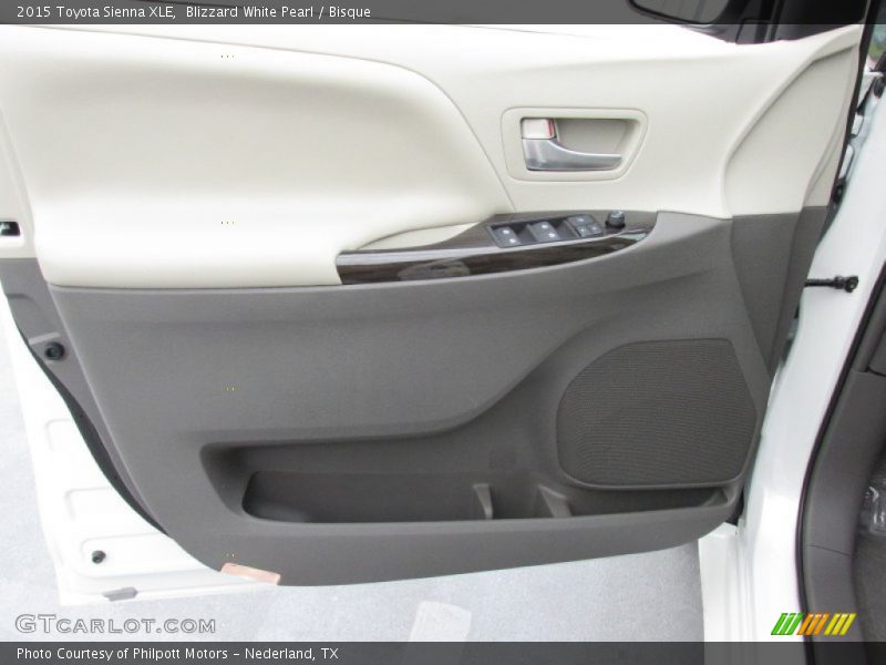 Blizzard White Pearl / Bisque 2015 Toyota Sienna XLE