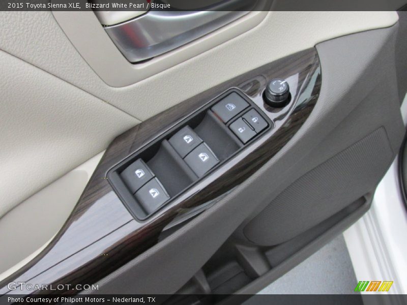 Blizzard White Pearl / Bisque 2015 Toyota Sienna XLE