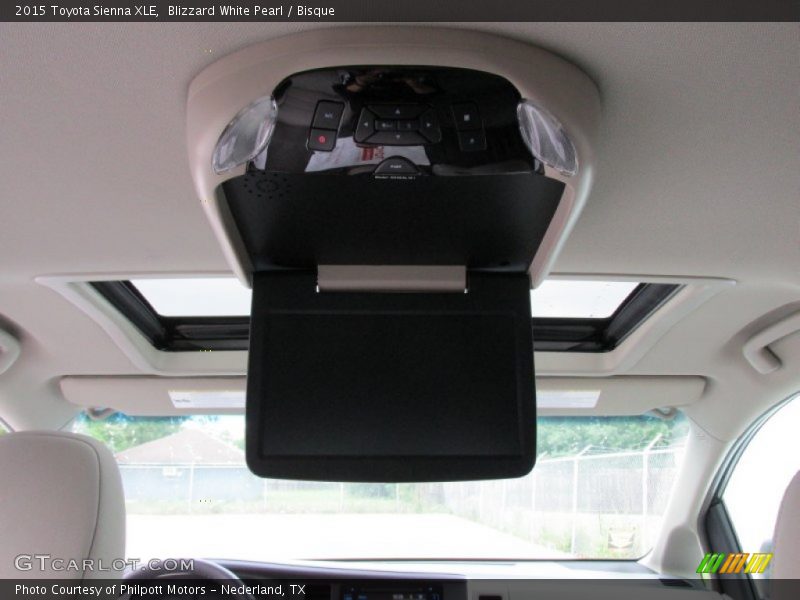 Blizzard White Pearl / Bisque 2015 Toyota Sienna XLE