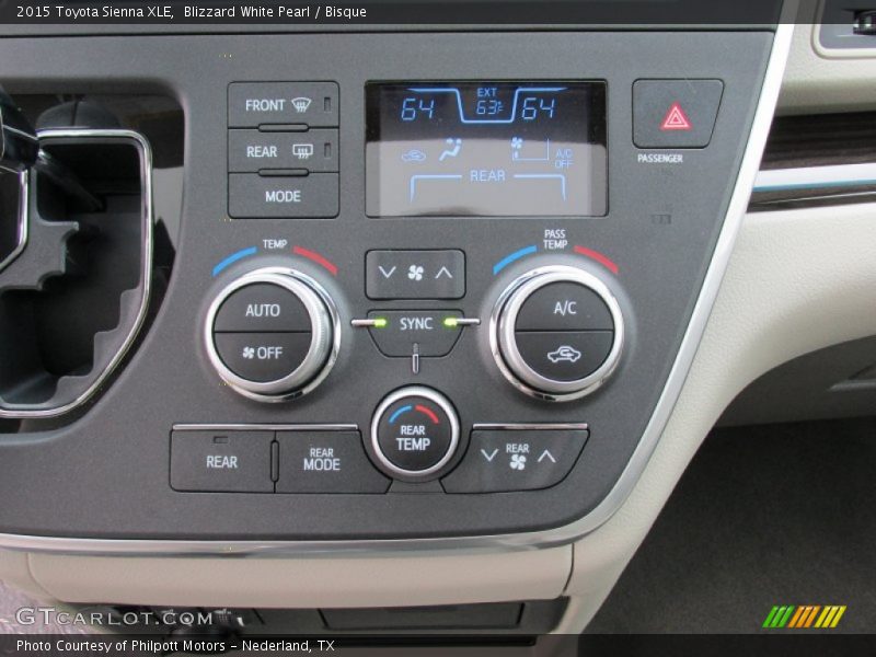 Blizzard White Pearl / Bisque 2015 Toyota Sienna XLE